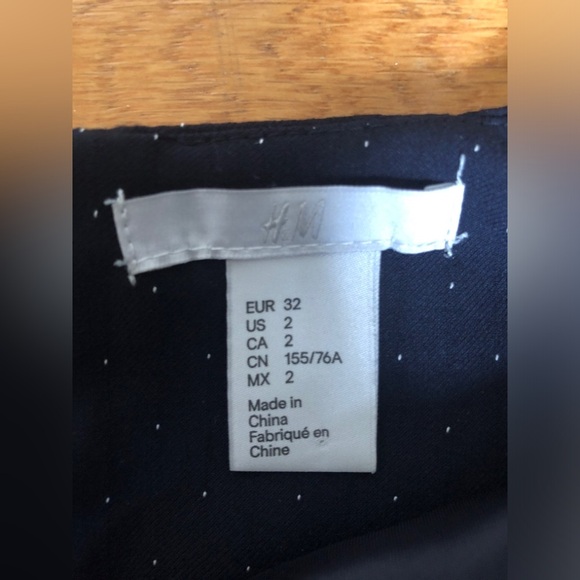 H&M navy polka dot business dress sz 2 NWOT - Picture 2 of 2